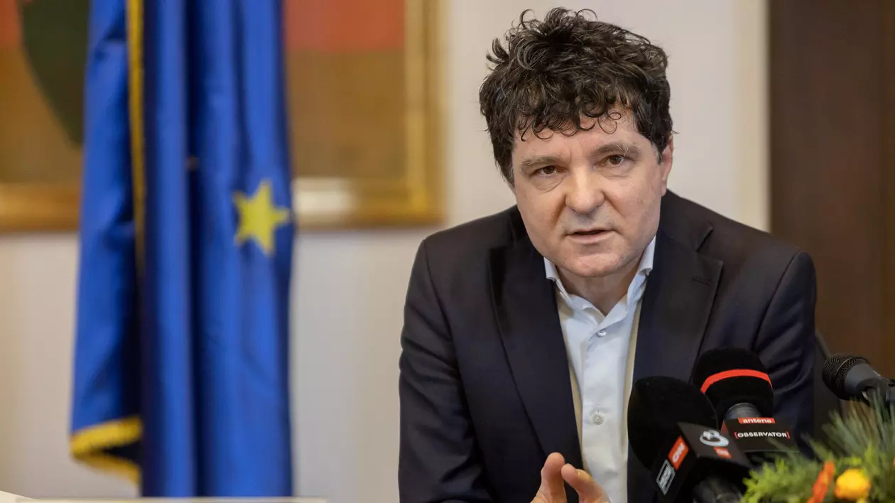 Nicușor Dan, despre Planșeul Unirii: „Daniel Băluță a spus că îl dă PMB, dar nu a făcut-o”